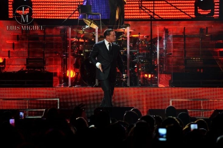 Conocé a los hijos de Luis Miguel1